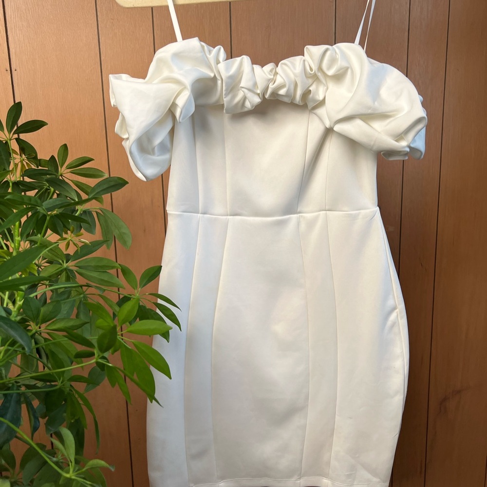 Elegant White Off-Shoulder Dress